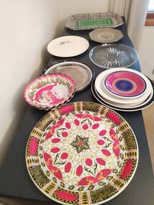 lot 64 image: Collection of Serving Platters and More