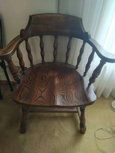 lot 82 image: Vintage Wood Arm Chair