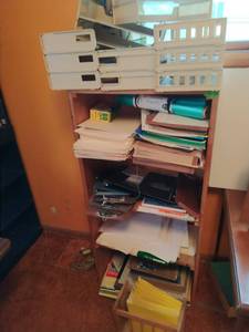 lot 140 image: Shelf w Office Supplies