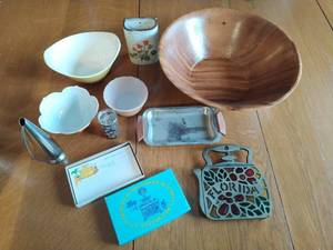 lot 208 image: Vintage Kitchen Items- Including Sterling Shot Glass