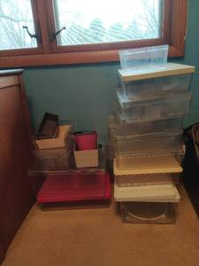 lot 219 image: Collection of Storage Boxes