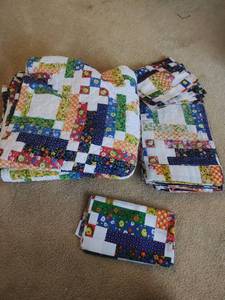 lot 238 image: Vintage Quilt and Curtains