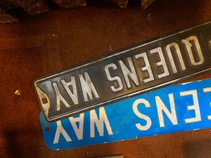 lot 500 image: Two Queens way Street Signs