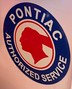 lot 5 image: Metal Circular Pontiac Authorized Service Sign