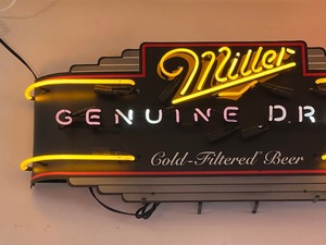 lot 2 image: Miller Genuine Draft Neon Sign