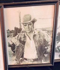 lot 64 image: 4 Black and White Framed Elvis Prints
