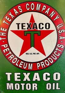 lot 50 image: Texaco Motor Oil Tin Sign