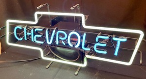 lot 72 image: Neat Neon Chevrolet Light