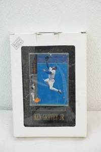 Ken Griffey Jr trading card