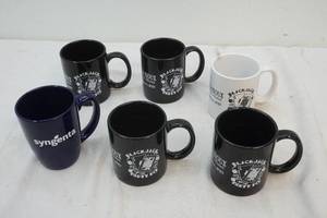 coffee cups