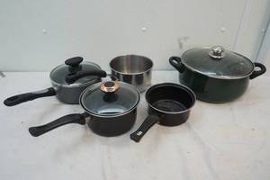 cooking pots