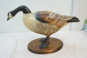 Ducks Unlimited wood carved goose