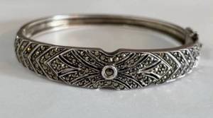Vintage Sterling Silver Art Deco Bangle Bracelet.