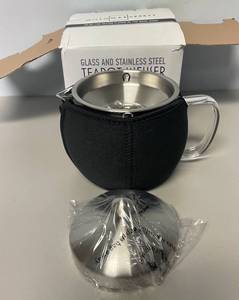 Willow &amp Everett Teapot w Loose Leaf Infuser