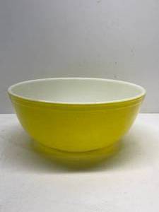 Vintage Pyrex Yellow Mixing Bowl