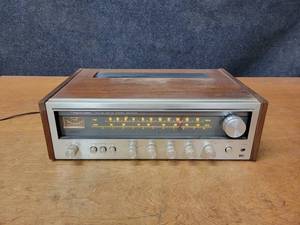 lot 223 image: Vintage Stereo Receiver - Realistic Model STA-52 w Original Book