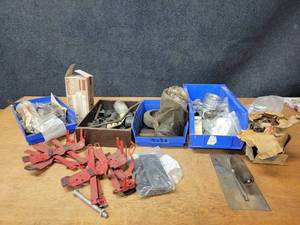 lot 298 image: Large Lot of Hardware and Commercial Supplies - NO SHIPPING