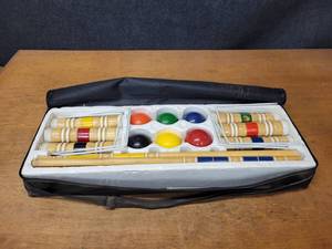 lot 335 image: Sportcraft Croquet Set in Soft Side Case - NO SHIPPING