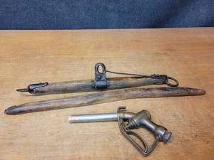 lot 366 image: Antique Brass Gas Pump Handle and Eveners