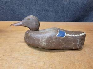 lot 374 image: Vintage Wood Duck Decoy - About 14-12 Long
