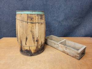 lot 410 image: Vintage Wood Nail Keg  Barrel (18 Tall x 12 Diameter) and Wood Divider Box (20 x 7 x 4) - NO SHIPPING
