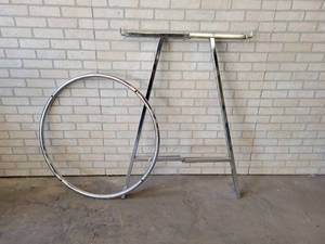 lot 514 image: Round Commercial Clothing Rack - Folds Down for easy storage - 36 Diameter x 48 tall - Great for Garage Sales - NO SHIPPING