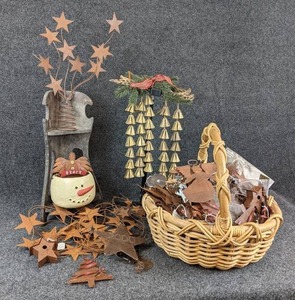 lot 475 image: Lot of Christmas Dcor with Basket and Small Corner Shelf