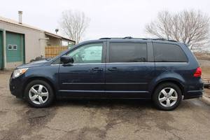 2009 Volkswagen Routan SEL