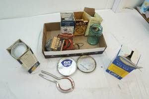 vintage lids, seals