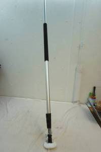 extendable light bulb changer