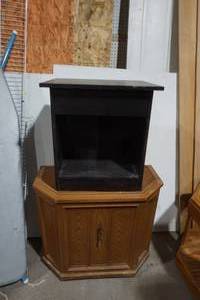 humidifier and night stand