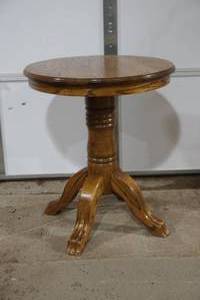pedestal table