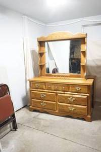 dresser and hutch