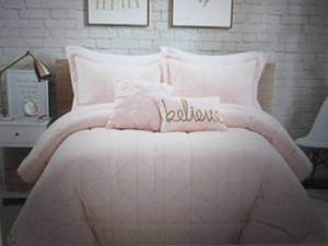 lush decor tri geo mettalic comfort...