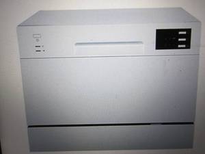 SPT countertop dishwasher with dela...