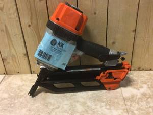 Paslode Pneumatic 3-14 in. 30° Compact Framing Nailer