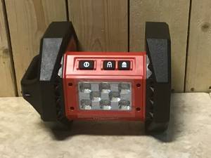 Milwaukee M18 ROVER 18-Volt Lithium-Ion Cordless 1500 Lumens LED Flood Light (Tool-Only)