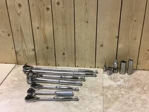 MIX LOT OF RACHET TOOLS Customer Returns See Pictures