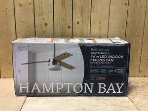 Hampton Bay Montgomery II 44 in. Indoor Brushed Nickel Ceiling Fan with Light Kit Customer Returns See Pictures