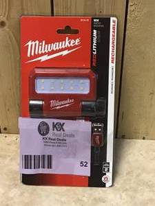 2114-21 Milwaukee USB Rechargeable Rover Pivoting Flood Light Customer Returns See Pictures