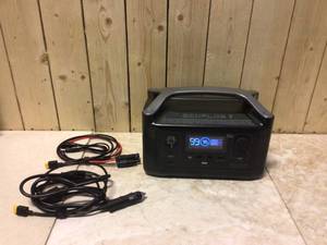 ECOFLOW 1200-Watt Peak Output RIVER Push Button Start Portable Battery Power Station, Solar Generator for Outdoors Customer Returns See Pictures