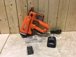 Paslode Cordless 18-Gauge Lithium-Ion Brad Nailer Customer Returns See Pictures