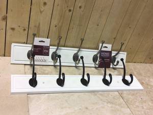 Lot of two 27 in. White Rack with 5 Satin Nickel Hooks by Home Decorators Collection Customer Returns See Pictures
