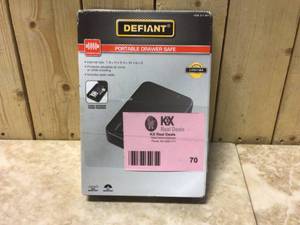 Defiant Portable Safe Combo Customer Returns See Pictures