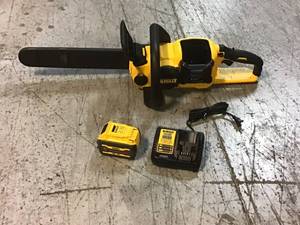 DEWALT 16 in. 60V MAX Lithium-Ion Cordless FLEXVOLT Brushless Chainsaw with (1) 2.0Ah Battery and Charger Included Customer Returns See Pictures