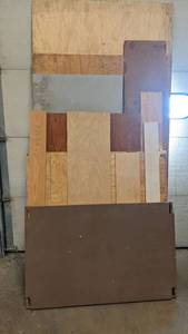 lot 03 image: 12 Pieces of Assorted of Lumber