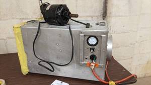 lot 41 image: HVAC Evaporative Box with Fan- For Parts