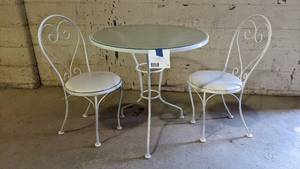 lot 61 image: Commercial Meadowcraft Cast Iron White 30 Inches Round Micro Mesh Bistro Table and 2 Chairs I