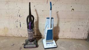 lot 60 image: Bissell Powerforce Helix & Hoover Concept One Working Vacuum Cleaners