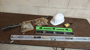 lot 91 image: Fabulous Tool Collection- 3 Levels, Hard Hat, Tool Belt and Brand New Heavy Duty Twine